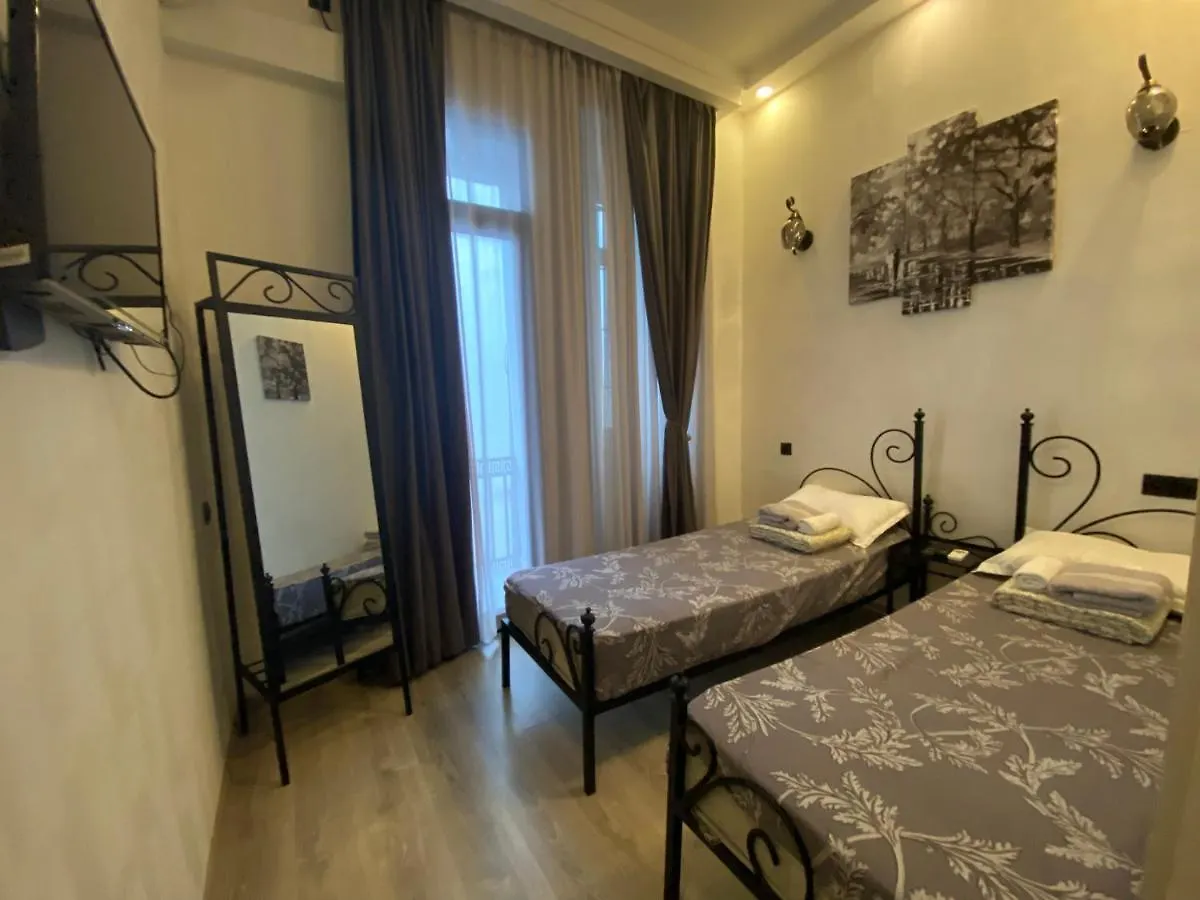 Metro Tbilisi Hostel Hotell