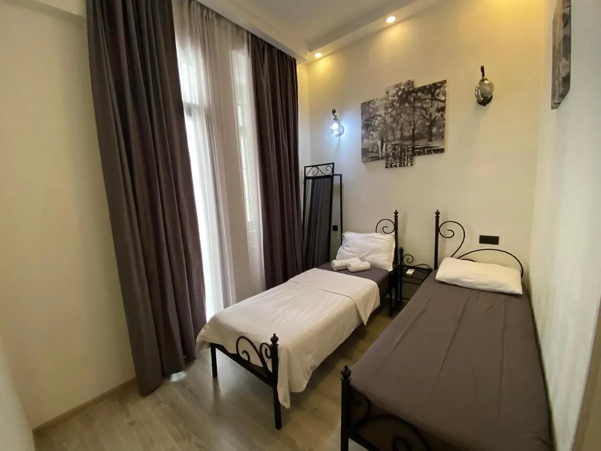 Metro Tbilisi Hostel Hotell