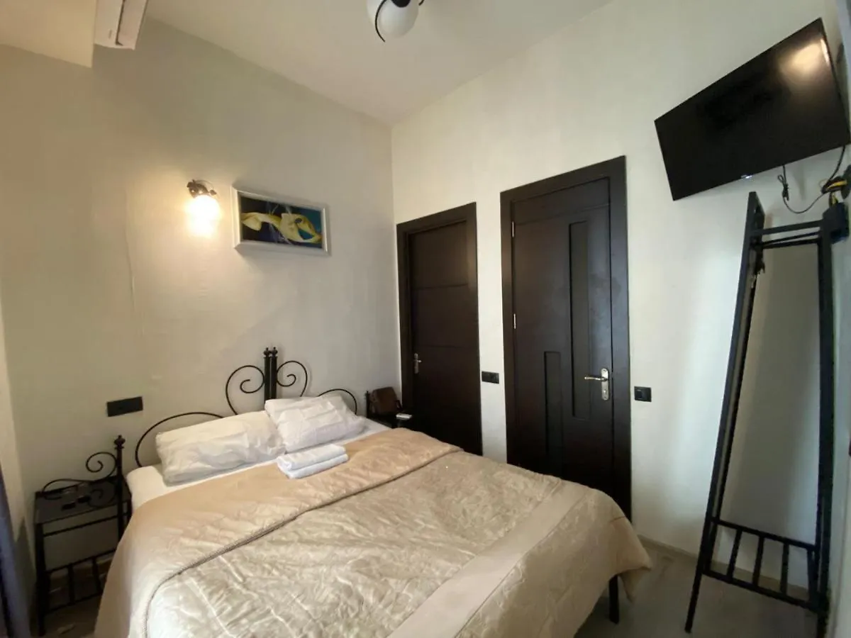 Hotell Metro Tbilisi Hostel